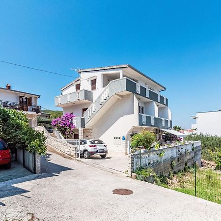 Apartment Miljus By Interhome Trogir Exterior photo